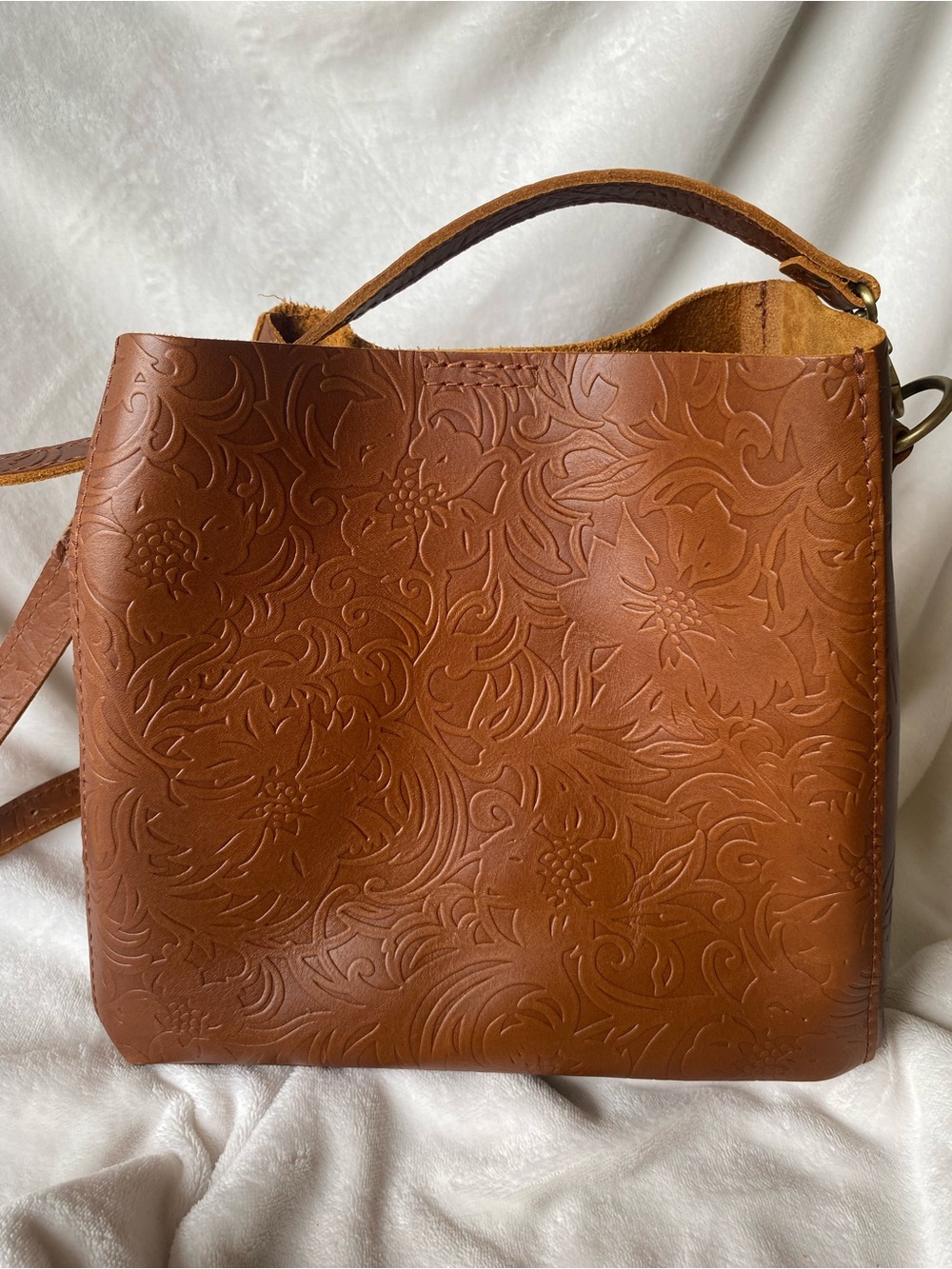 Portland Leather Goods Meadow Butterfly Bucket Bag - Picture 2 of 9